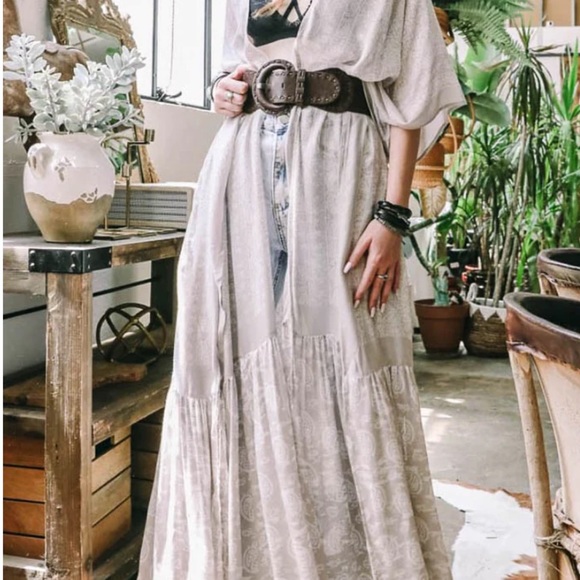 125. LAST 1! Stunning Maxi Long Flowy Prairie Oversized Bohemian Paisley Kimono - Picture 4 of 6